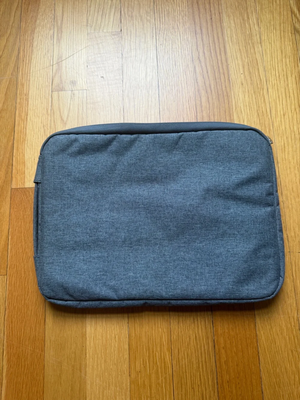 N/A gray laptop